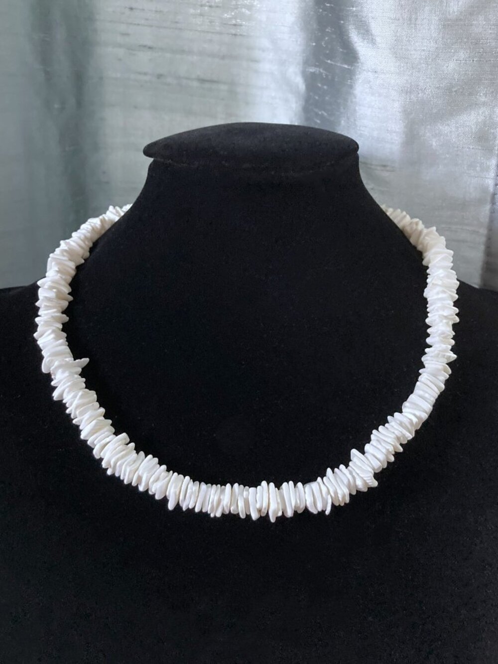 Vintage "Puka" Shell Necklace, White Shells, Coastal, Beach, Surfer, Boho, 18”L